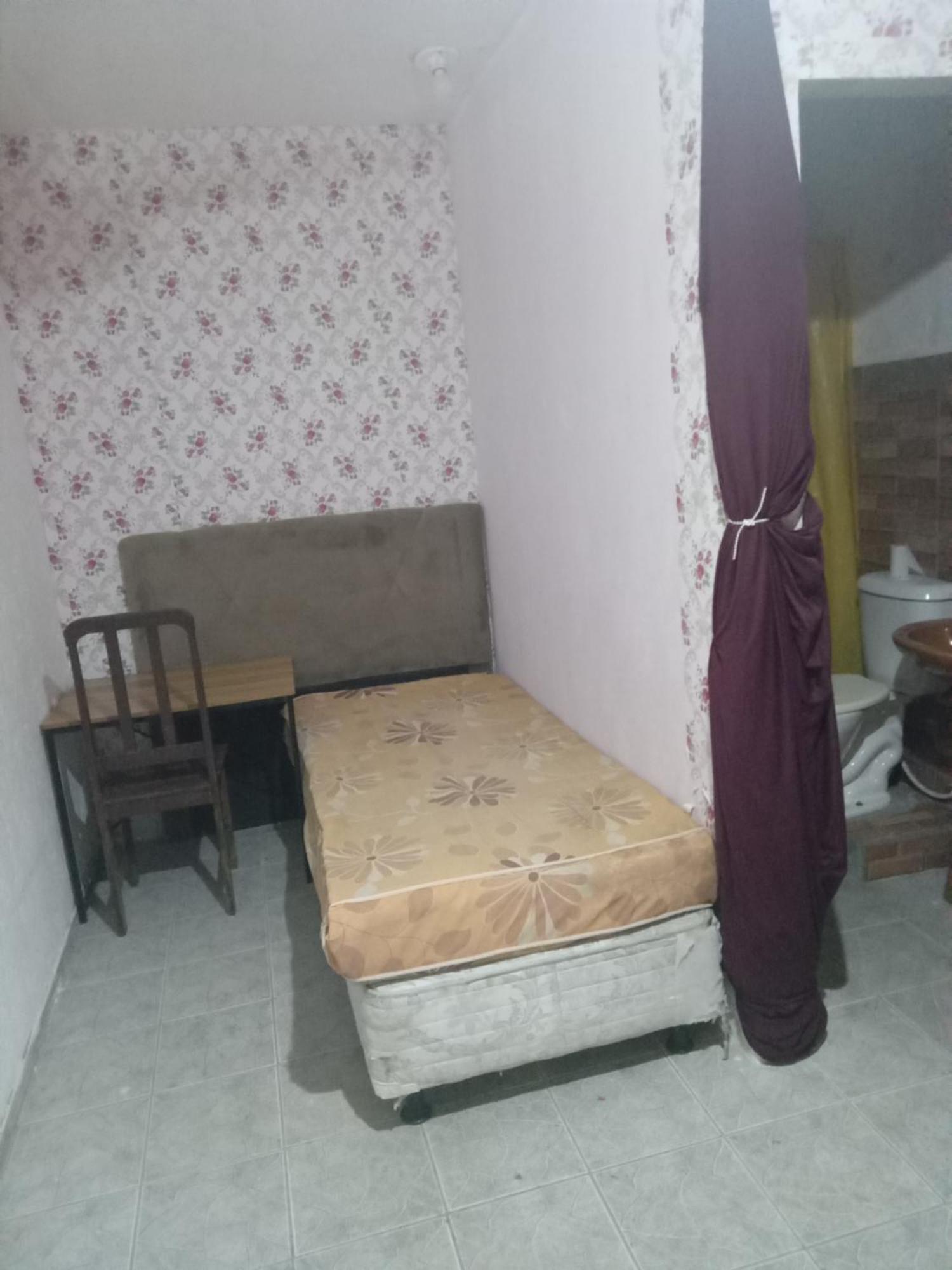 Kitinete Pequena Em Patio Compartilhado Villa Florianopolis Ngoại thất bức ảnh